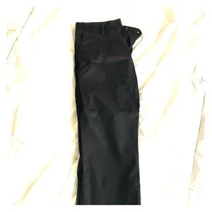 Uniqlo Black crop pant!